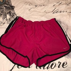 Nike shorts XL hot pink